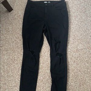 Distressed high rise skinny jean